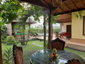  Ubud Rice Field Villa  Убуд